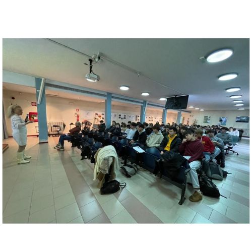 20-01-23 - LOTTA ALLE DIPENDENZE – INCONTRO CON GLI STUDENTI DEL LICEO ORIANI